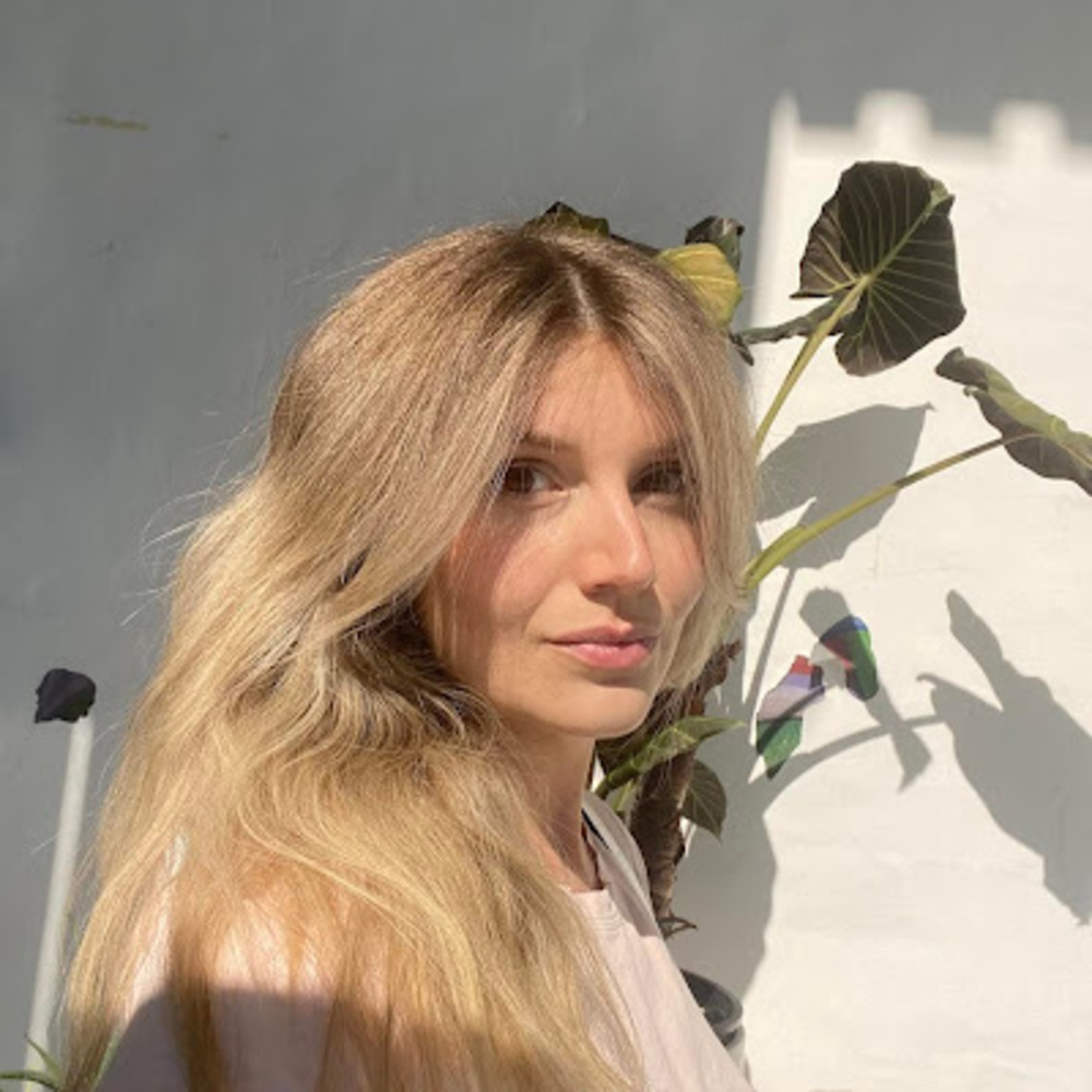 Meet your Posher, Julie